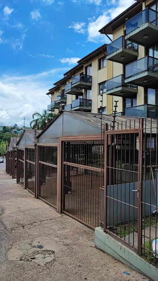 Апартаменты Lindo Studio Na Serra Gaucha Бенту-Гонсалвис Экстерьер фото